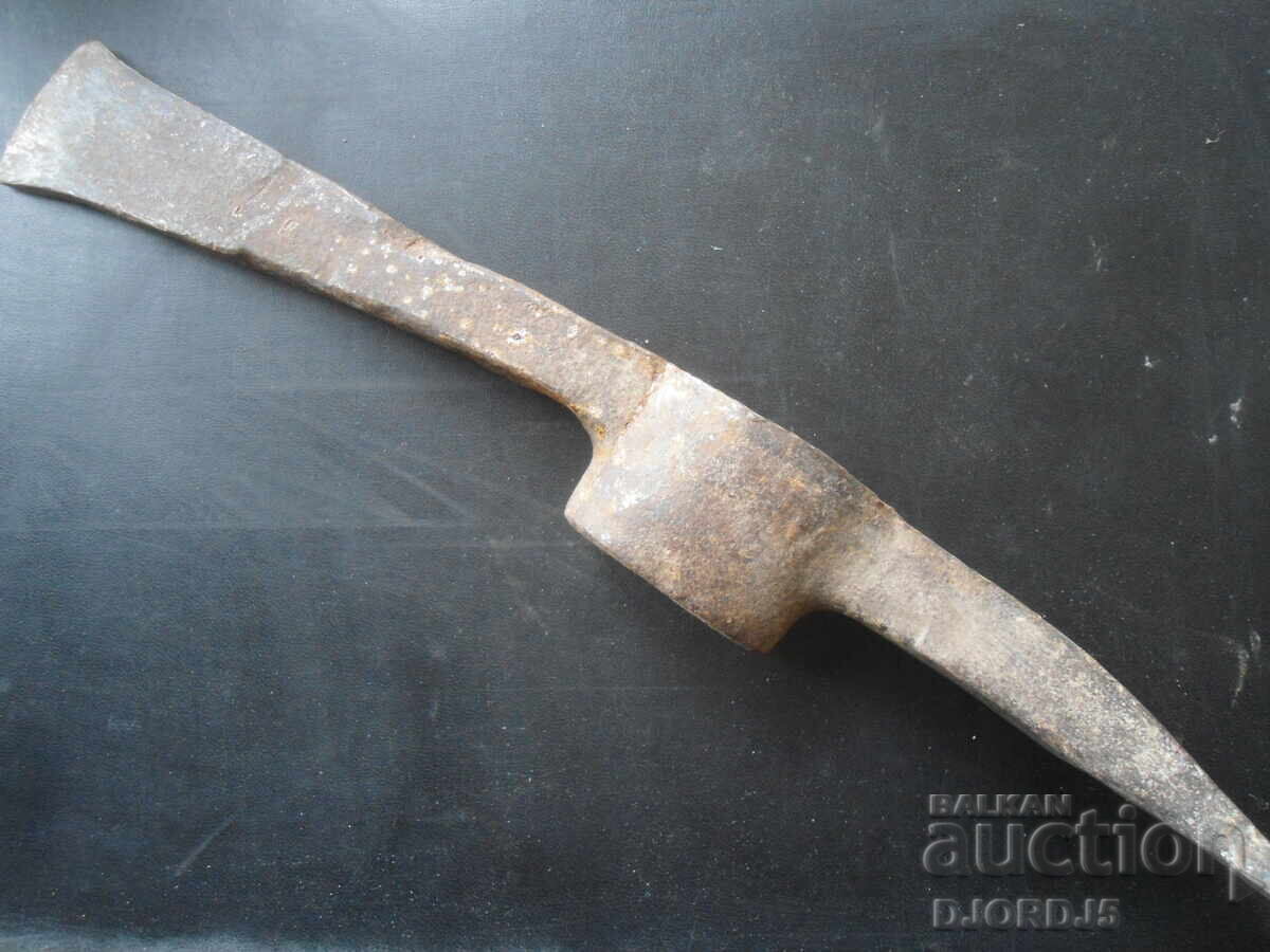 Livrarea Bătrânul Kirkbeard Livrarea Bătrânul Kirkbeard