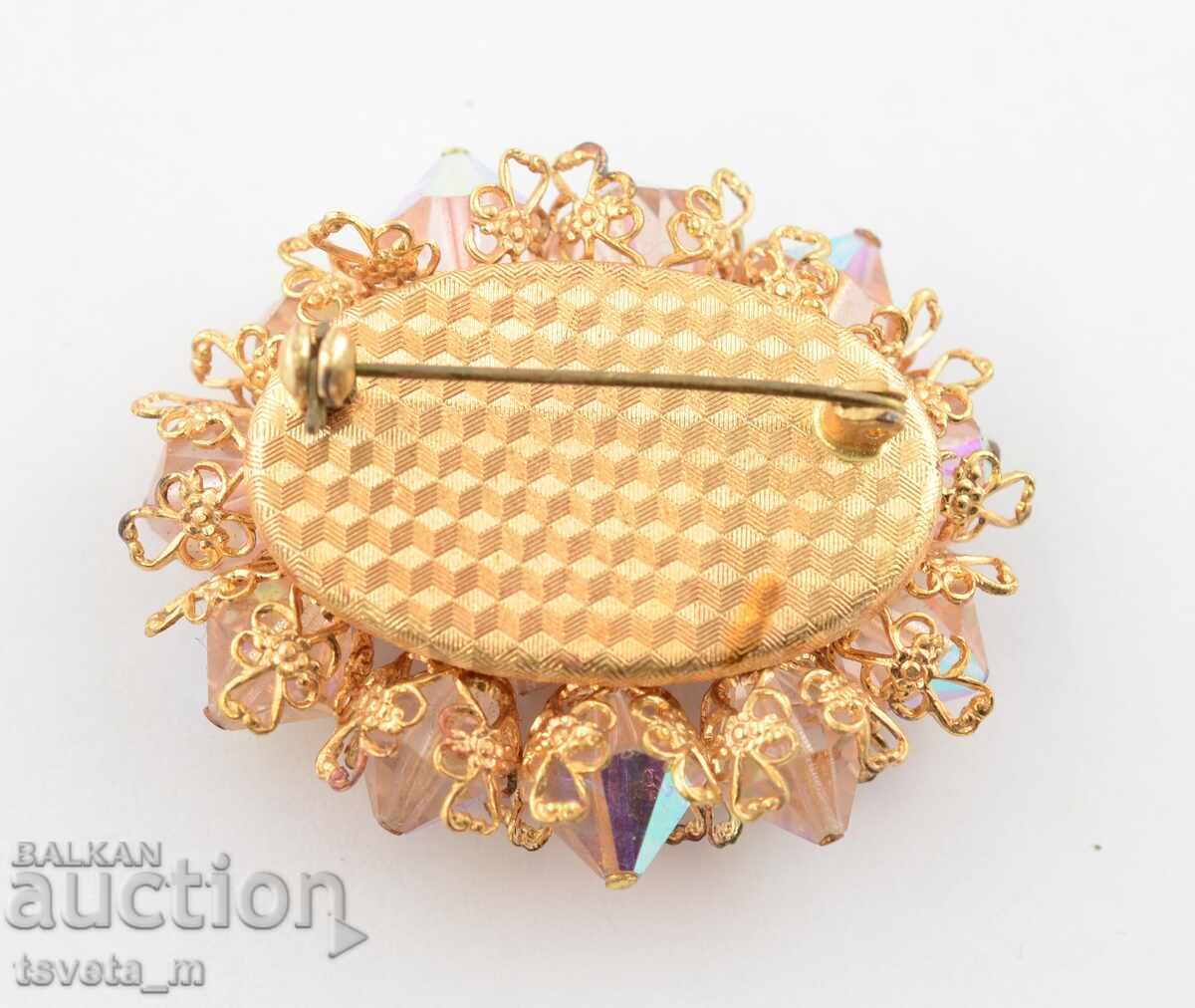 Brooch, pin with price 5.00 BGN | € 2.56 Brooch, pin with price 5.00 BGN | € 2.56