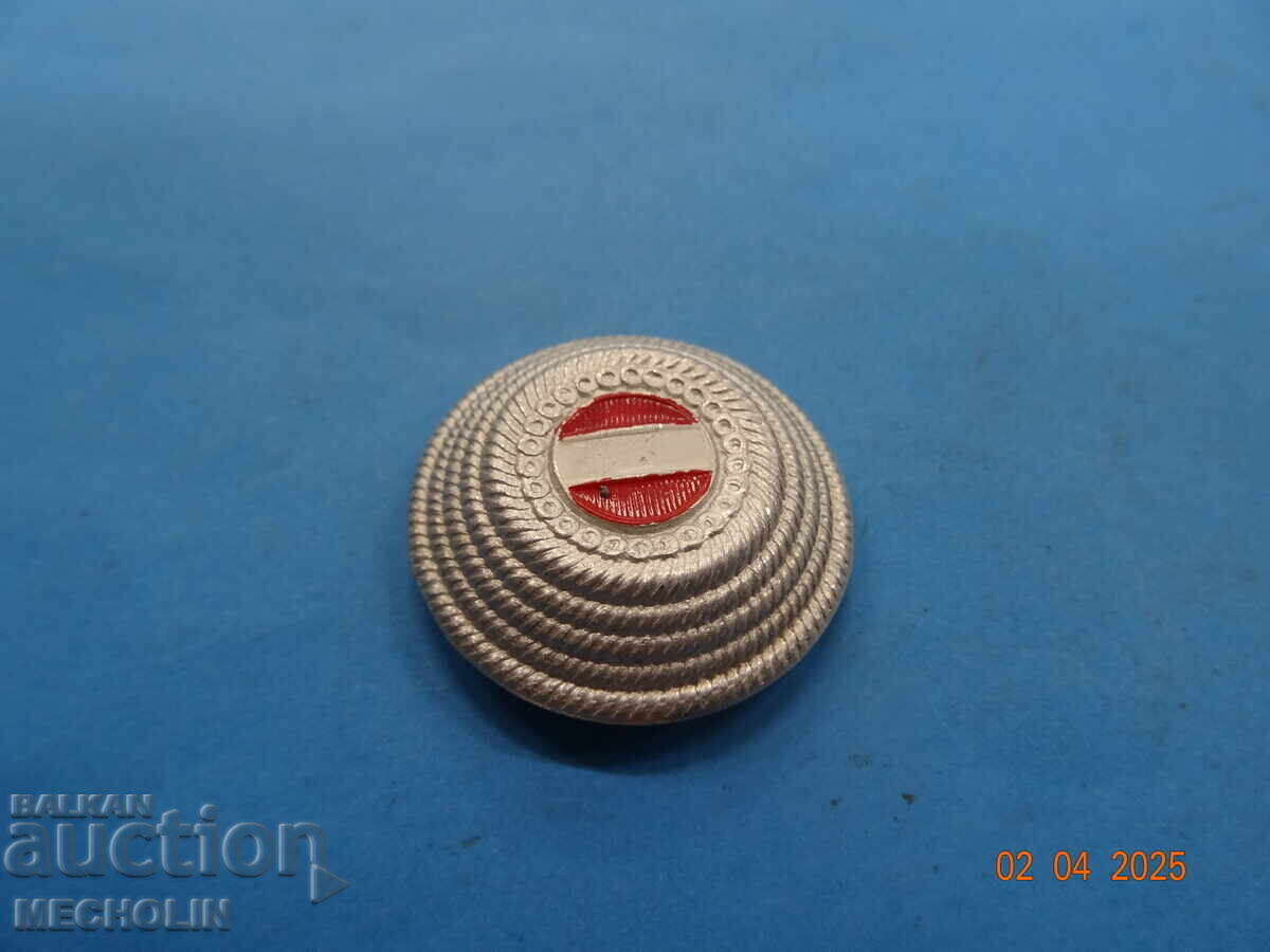 Licitație INSIGNE DE COLECȚIE, VENSELI, VECHI, COCARDE Licitație INSIGNE DE COLECȚIE, VENSELI, VECHI, COCARDE