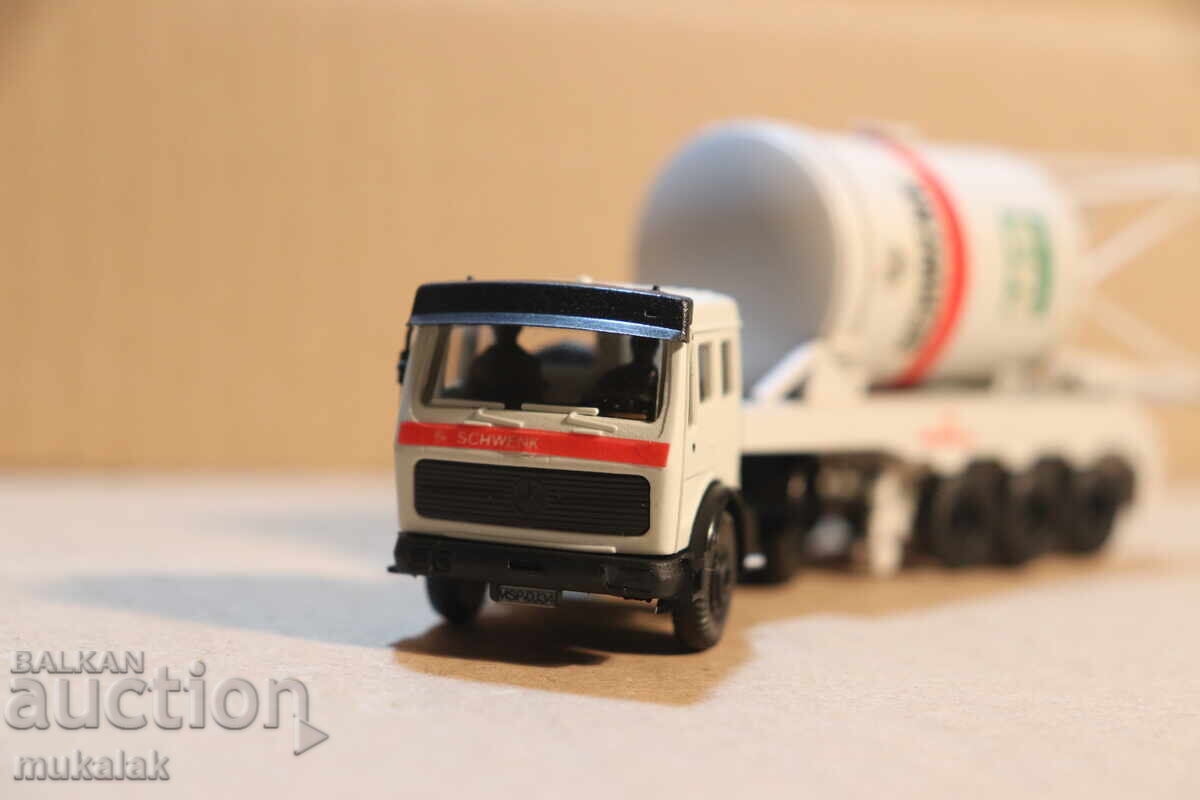 Delivery of Kibri ?? 1:87 H0 MERCEDES BENZ MODEL TRUCK Delivery of Kibri ?? 1:87 H0 MERCEDES BENZ MODEL TRUCK