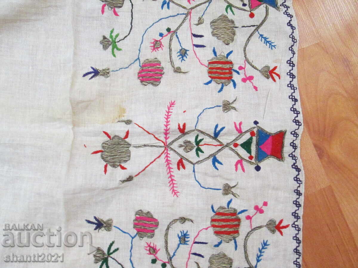 Delivery of 19th Century Old Towel - Hand Embroidery - Goldwork and Cotton Threads