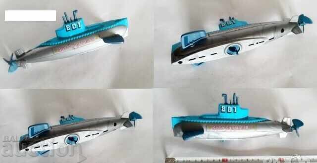 Submarin cu preț 53.00 BGN | € 27.10 Submarin cu preț 53.00 BGN | € 27.10