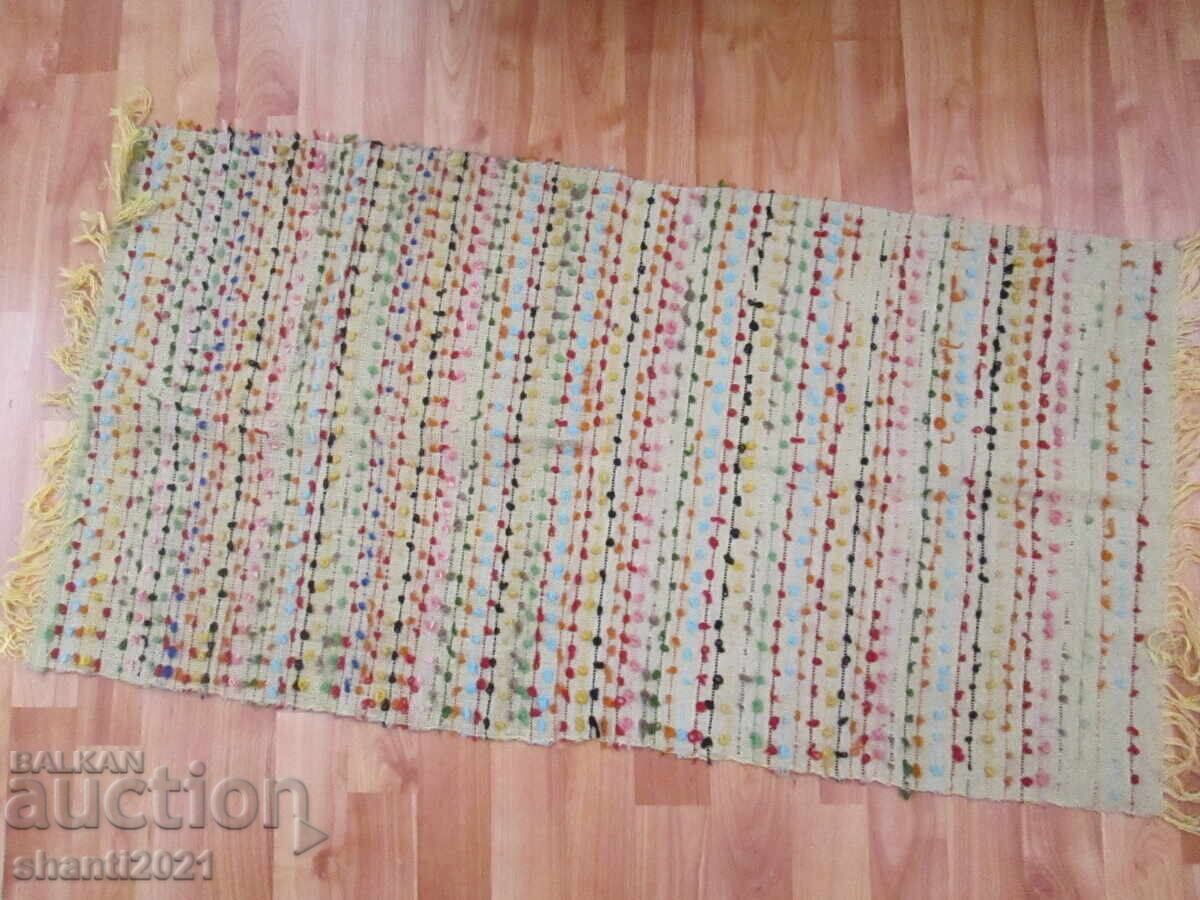 Аукцион Стара пътека, килимче -памук и бродерия с вълнени конци Аукцион Стара пътека, килимче -памук и бродерия с вълнени конци