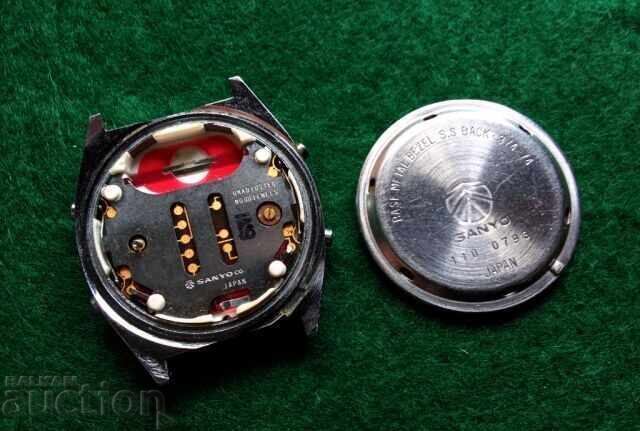 Old clock with price 53.00 BGN | € 27.10 Old clock with price 53.00 BGN | € 27.10