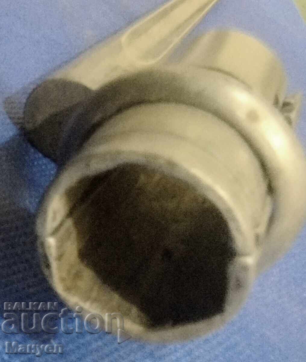 Αιχμηρό μαχαίρι - 6