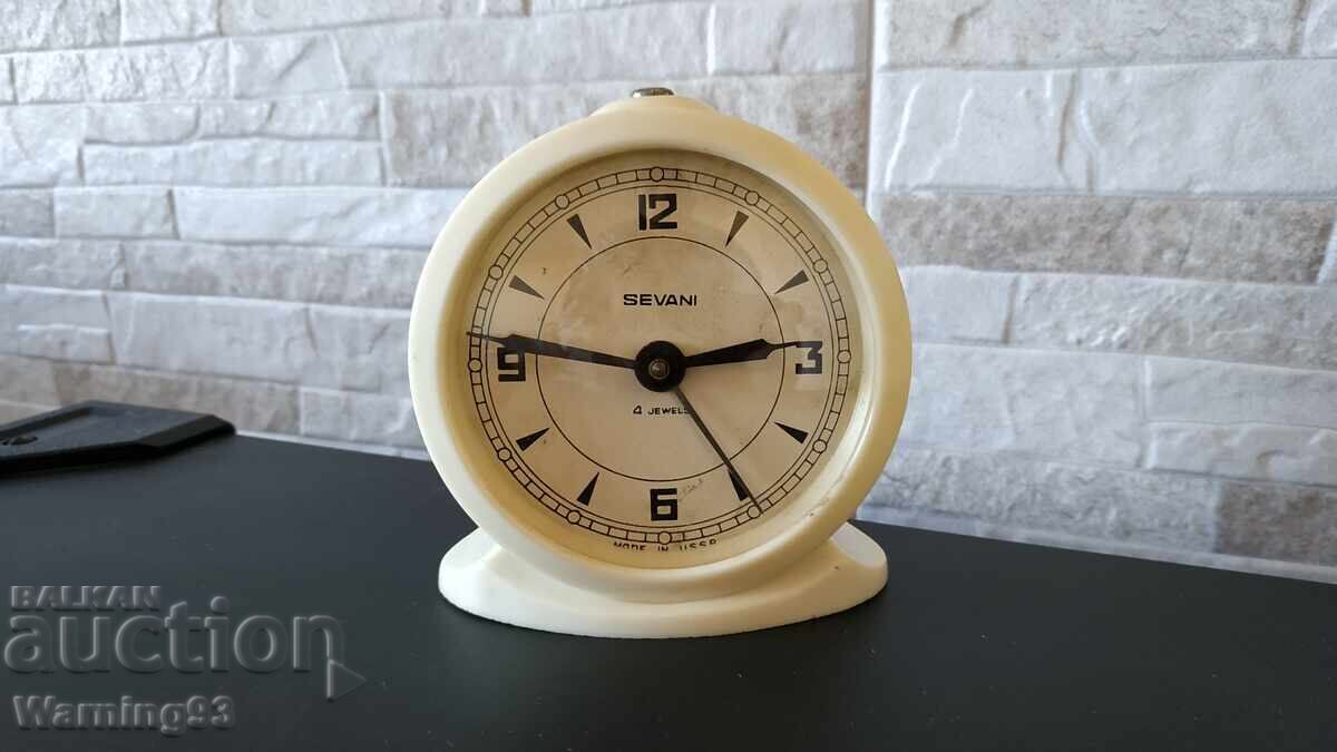 Παλιό ρολόι / Ξυπνητήρι - SEVANI 4 Jewels - Made in USSR