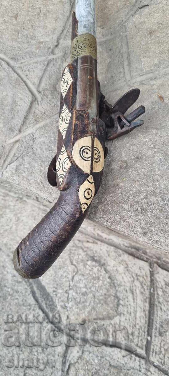 Old flintlock pistol - 6