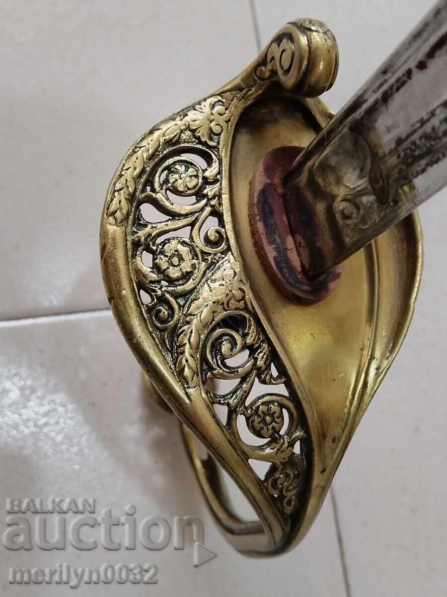 Delivery of French Combat Officer's Saber with Scabbard, Blade, Spadroon, Pallash, Guard Delivery of French Combat Officer's Saber with Scabbard, Blade, Spadroon, Pallash, Guard