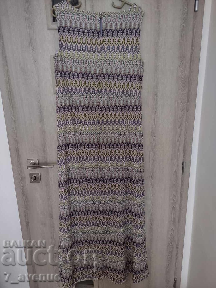 Designer dress in delicate tones, ankle-length, 04/04/25 - 7 Designer dress in delicate tones, ankle-length, 04/04/25 - 7