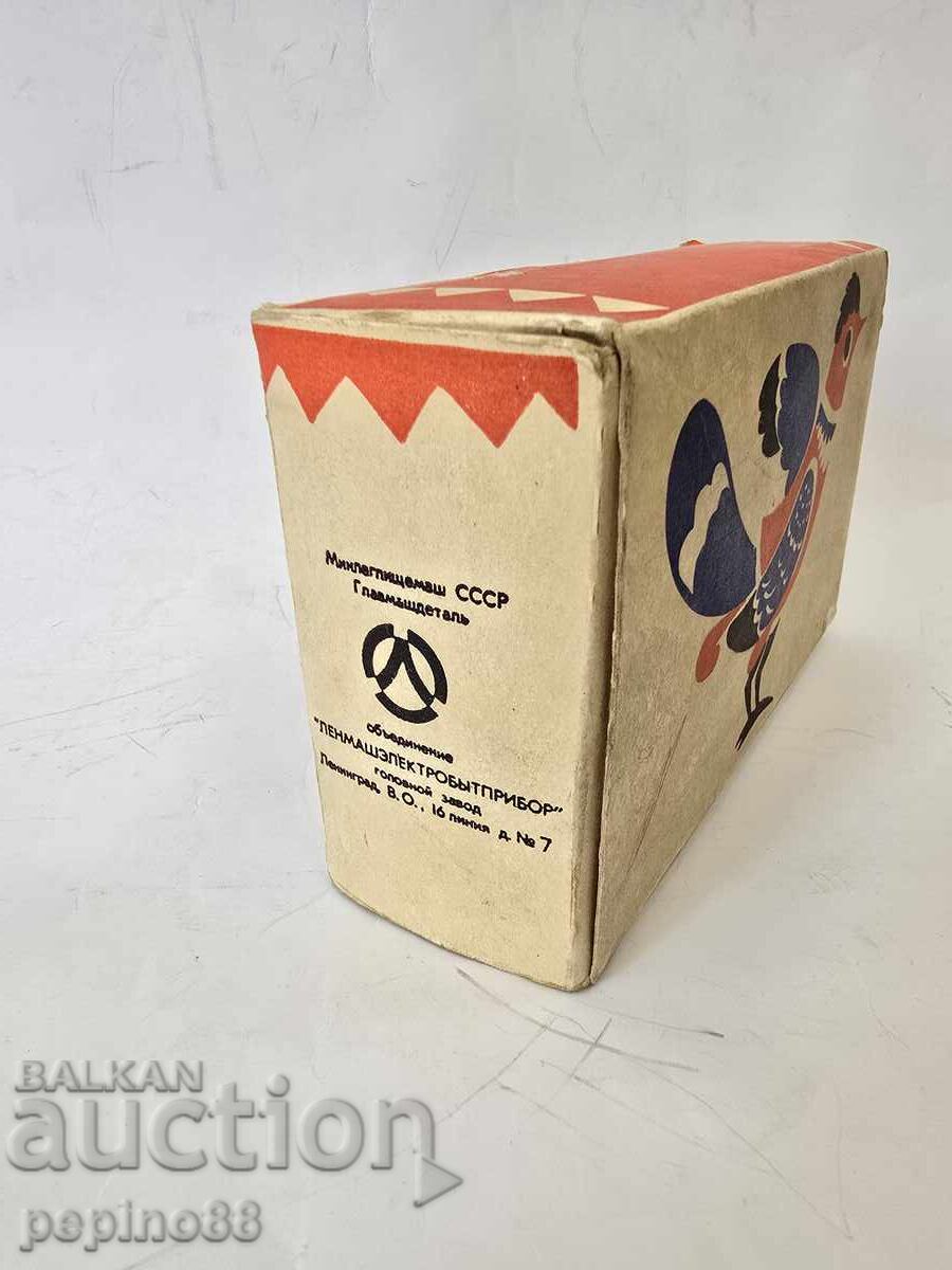 Аукцион Руска метална играчка пиле