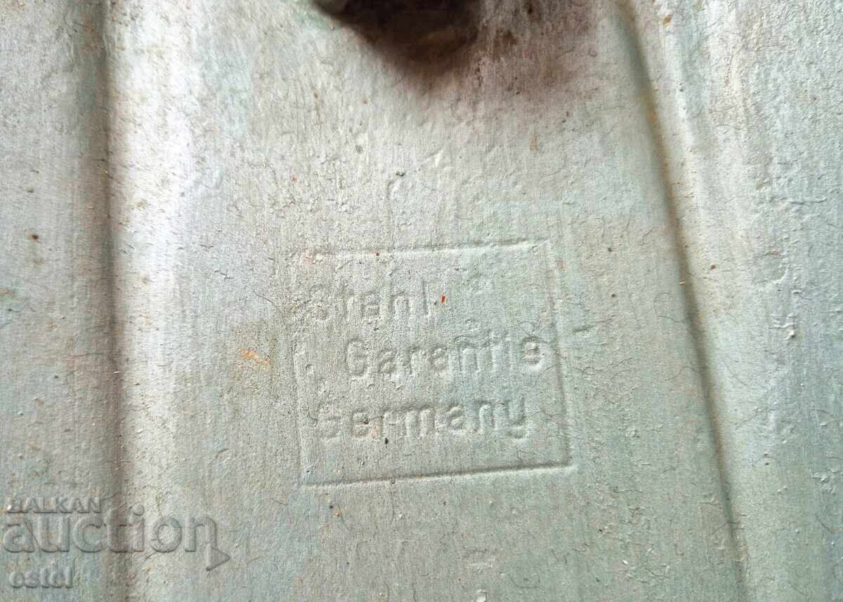 Παράδοση Τουριστικό πτυσσόμενο φτυάρι - Germany Παράδοση Τουριστικό πτυσσόμενο φτυάρι - Germany