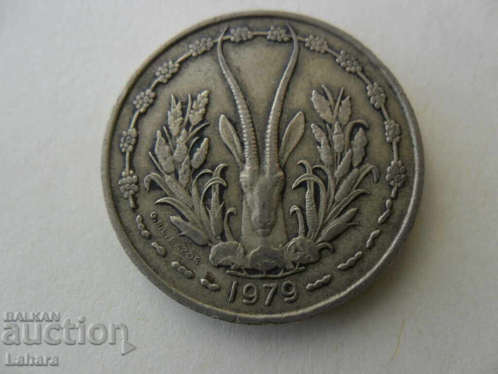 25 franci 1979 Vestul Africii cu preț € 1.79 | 3.50 BGN