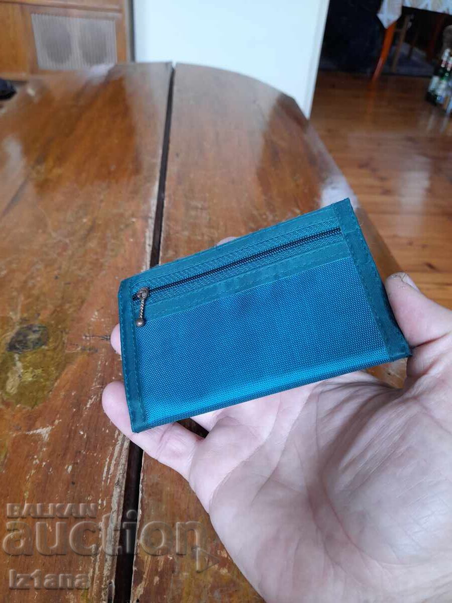 Аукцион Старо портмоне Adidas