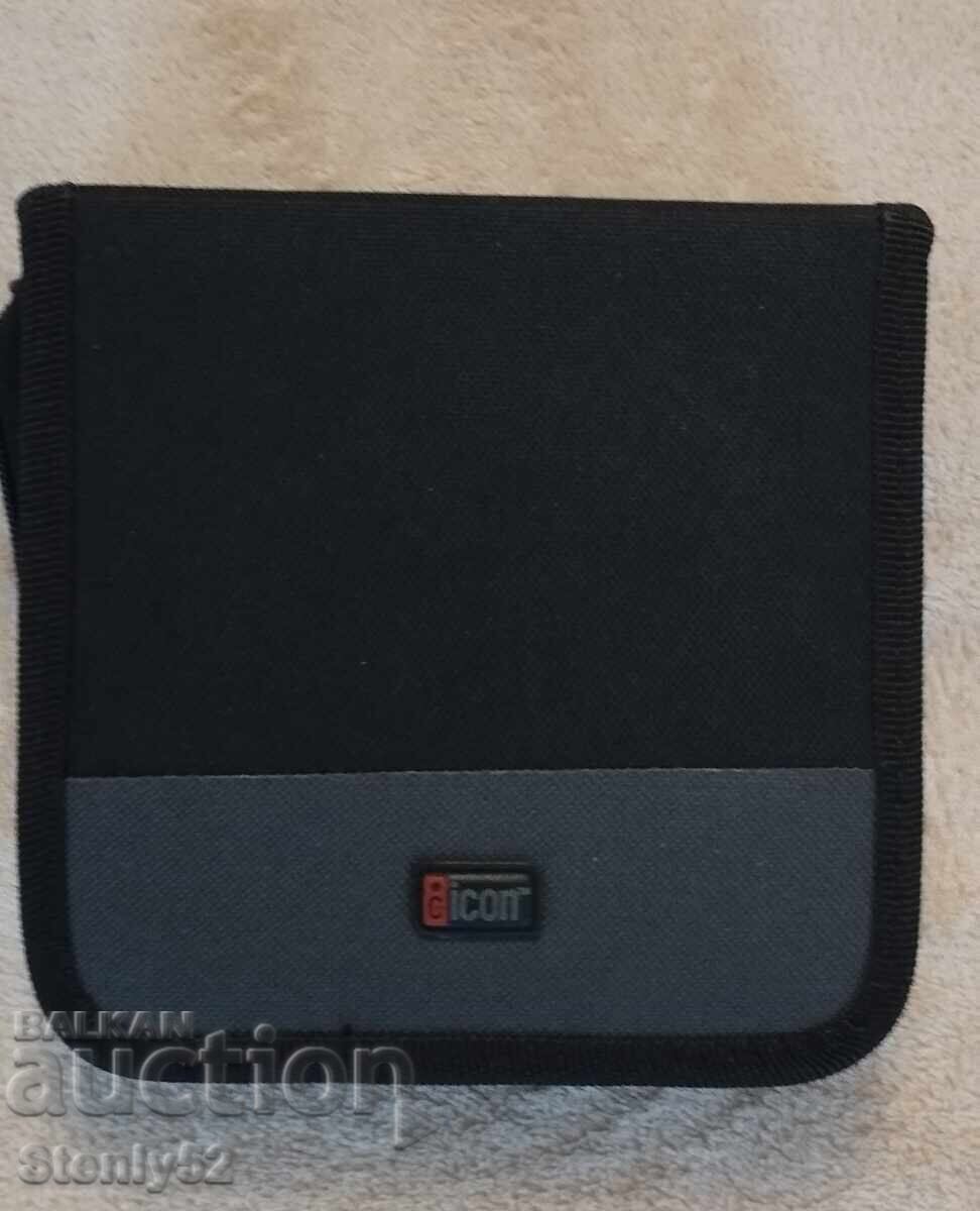 Icon CD/DVD Organizer (holds 32 discs) with price 20.00 BGN | € 10.23