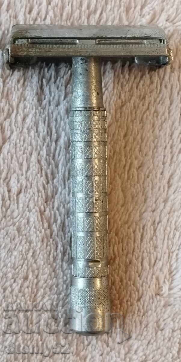 Old semi-automatic brass razor with price € 8.00 | 15.65 BGN