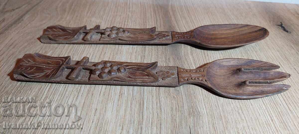 Delivery of Wood carvings for connoisseurs, excellent Delivery of Wood carvings for connoisseurs, excellent