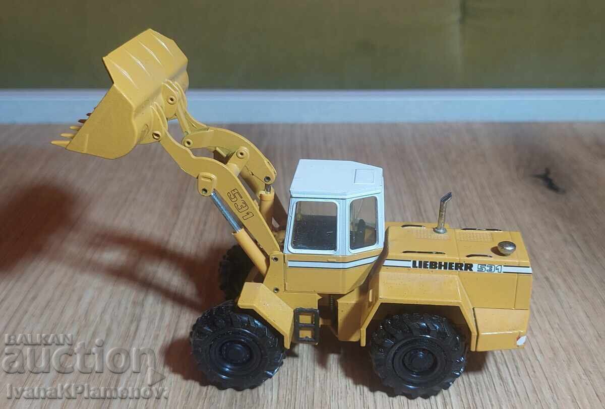 Cărucior metalic pentru colecționari, excelent cu preț € 20.45 | 40.00 BGN