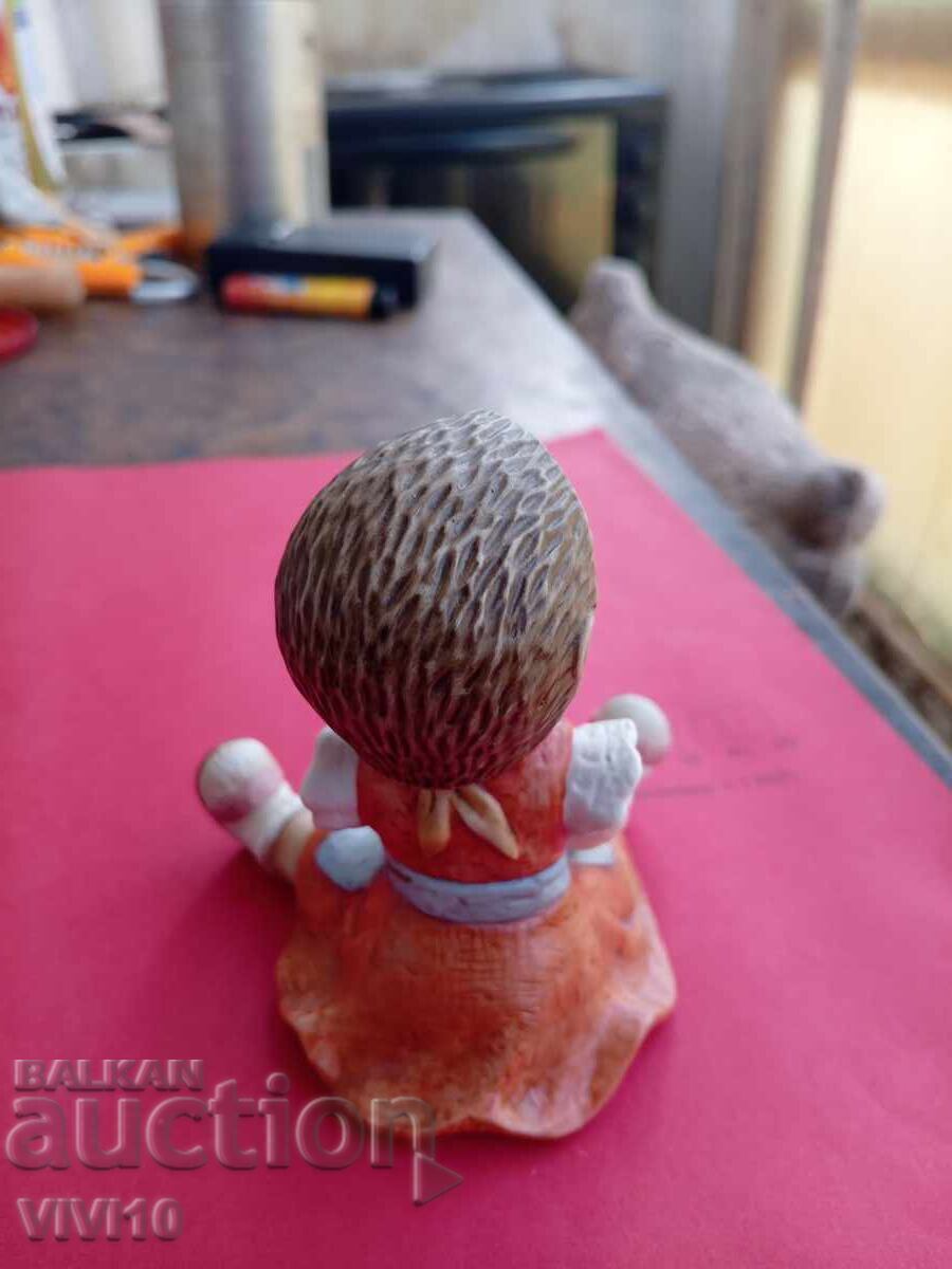 Licitație Figurină veche din porțelan W.Goebel