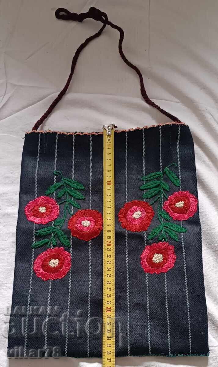 BAG-BAG with price 44.99 BGN | € 23.00 BAG-BAG with price 44.99 BGN | € 23.00