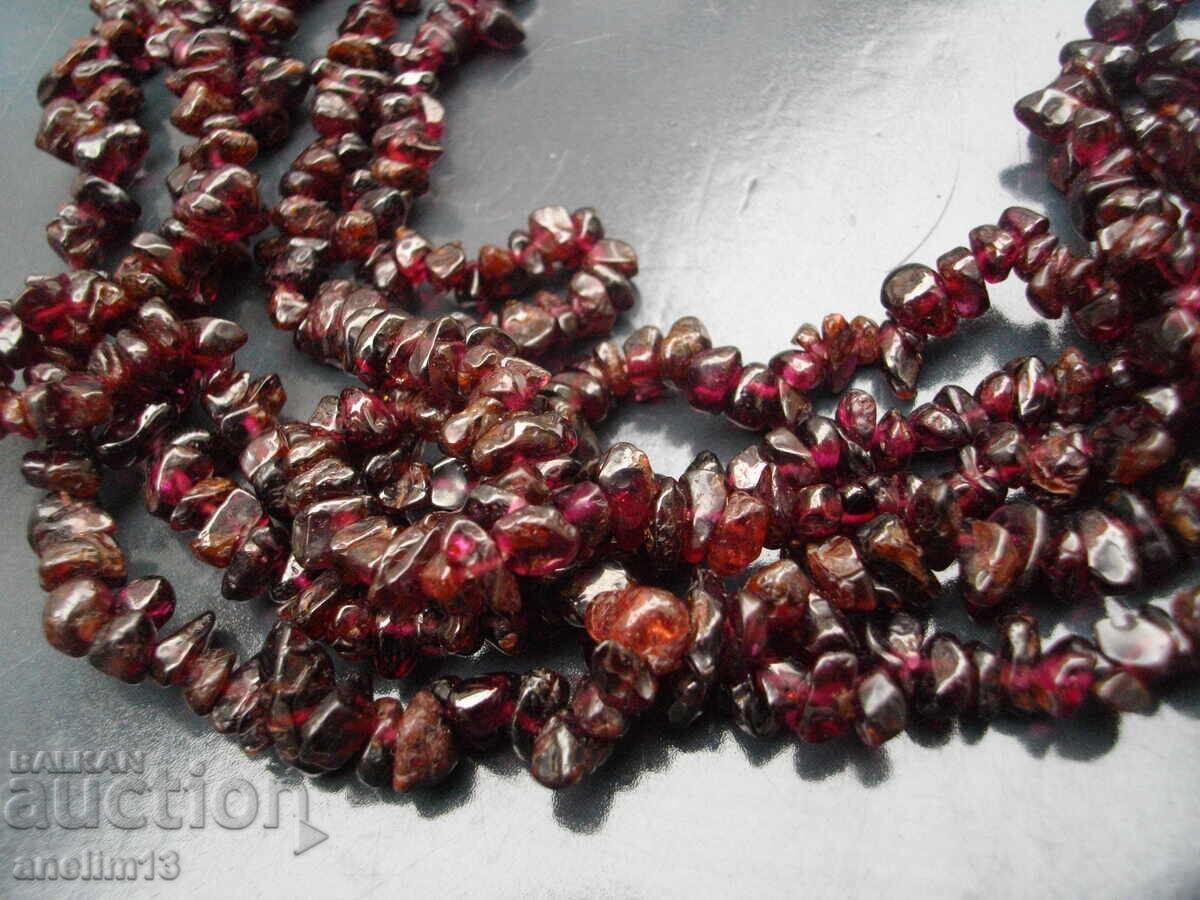 COLIER STAR GERDAN GRANAT cu preț 245.00 BGN | € 125.27