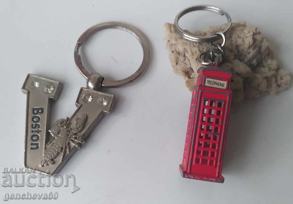 Silver metal keychain Boston and another - 5