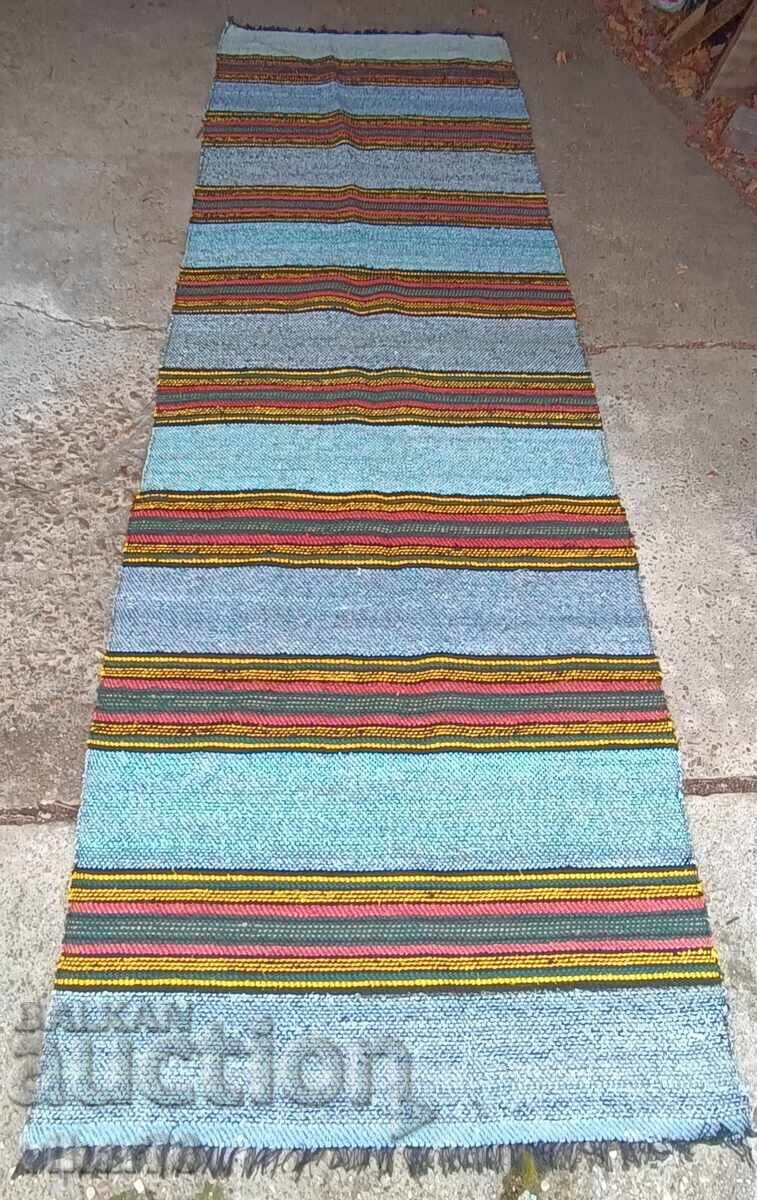 Old rug-path