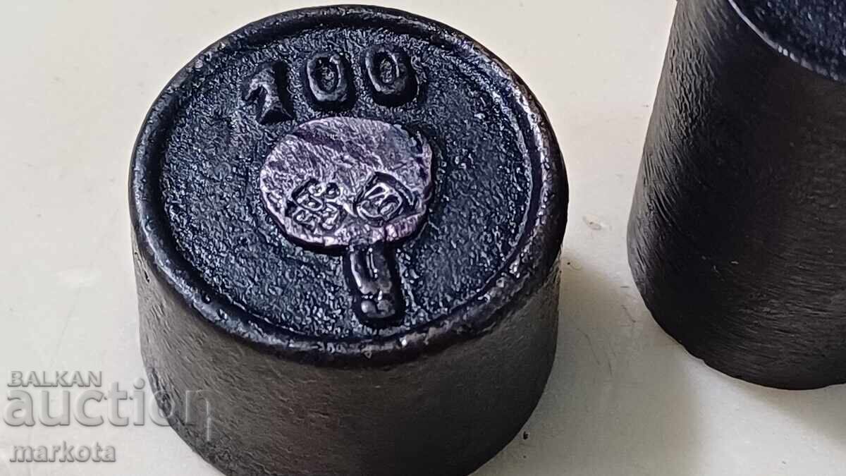 Old scale weight from a balance, exagia with price € 30.00 | 58.67 BGN Old scale weight from a balance, exagia with price € 30.00 | 58.67 BGN