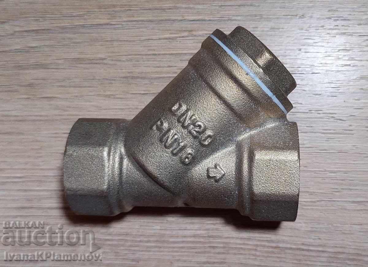 New 3/4 inch bronze water filter with price 10.00 BGN | € 5.11