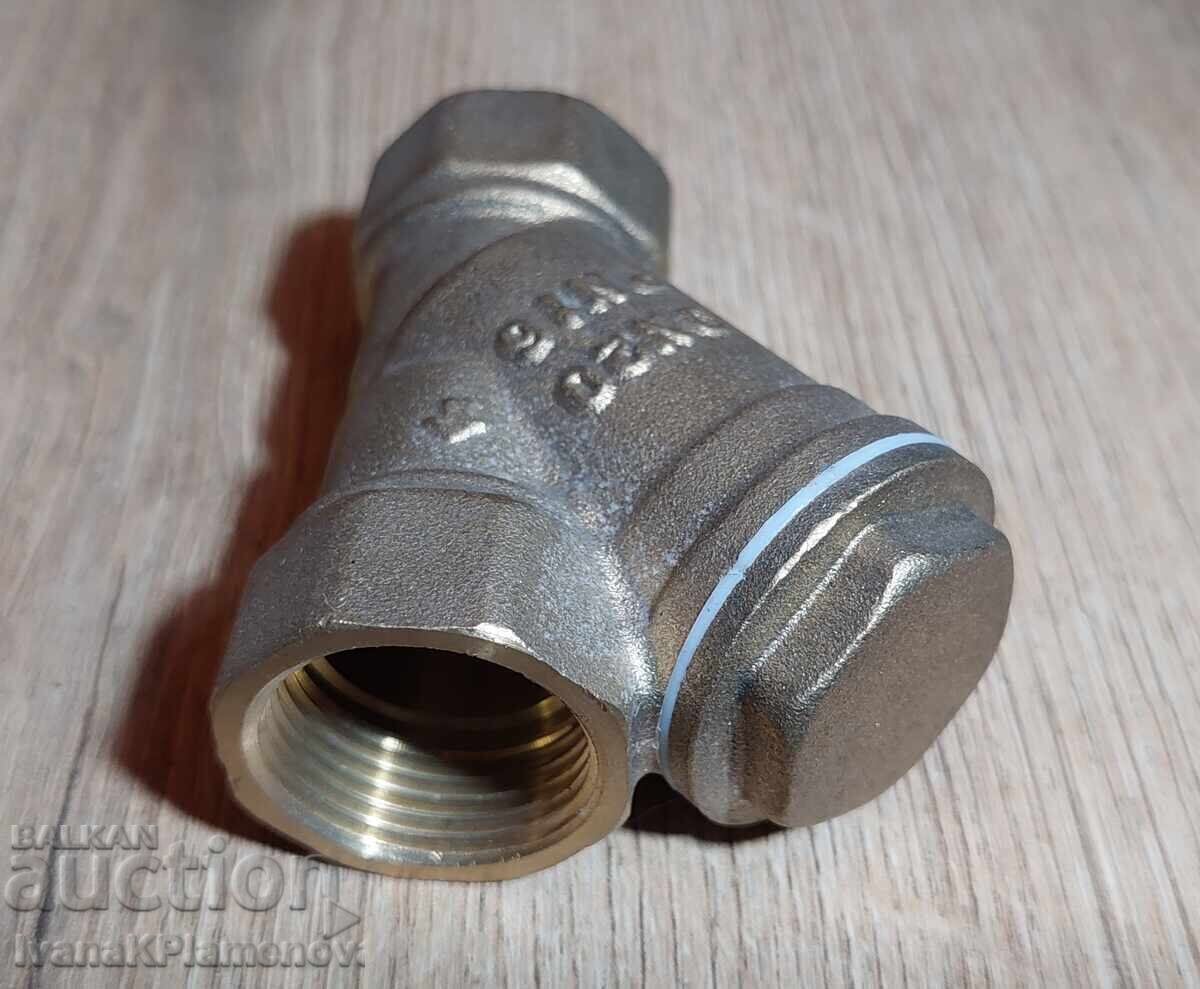 Auction  New 3/4 inch bronze water filter