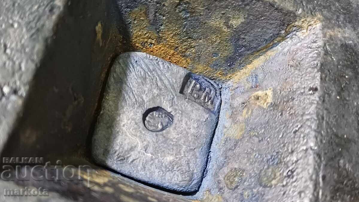 Livrarea Cântar vechi, exagia - 2kg Livrarea Cântar vechi, exagia - 2kg