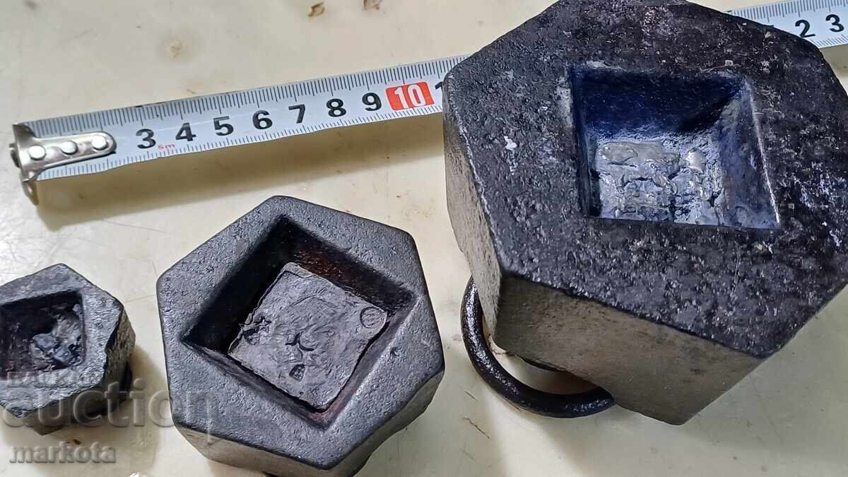 Old scale weight from a balance, exagia - 6 Old scale weight from a balance, exagia - 6