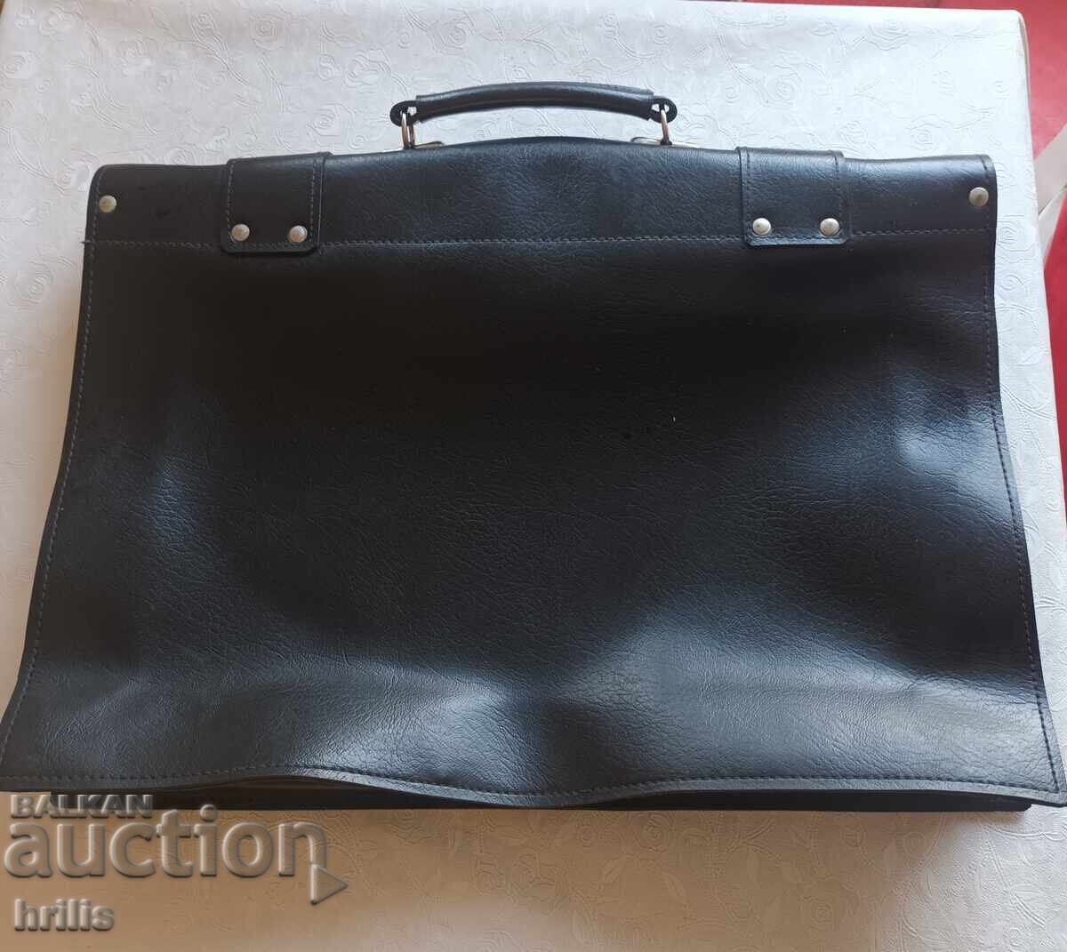 DOCUMENT BAG OFFICER EXCELLENT with price 9.00 BGN | € 4.60 DOCUMENT BAG OFFICER EXCELLENT with price 9.00 BGN | € 4.60