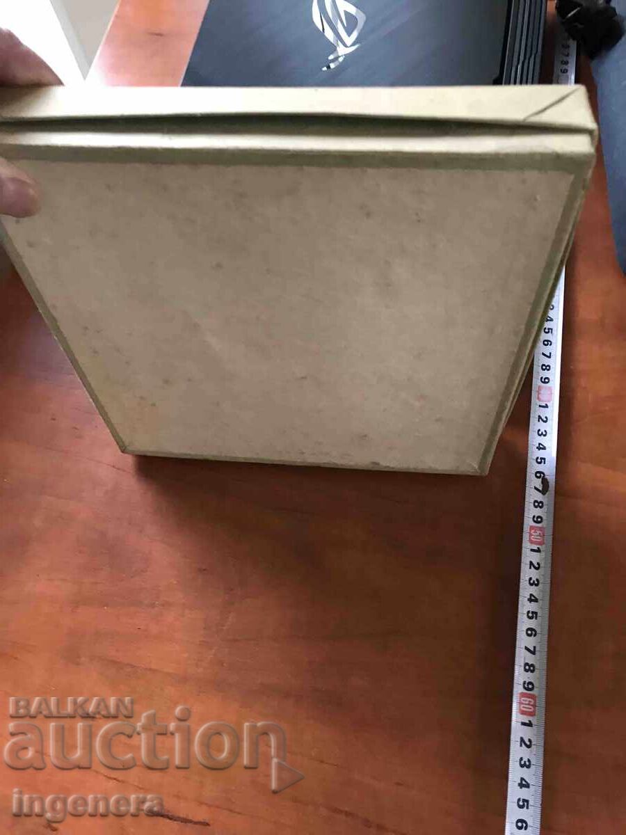 Delivery of FILM EDUCATIONAL MOVIE FILM 16 MM. BOX LABEL Delivery of FILM EDUCATIONAL MOVIE FILM 16 MM. BOX LABEL