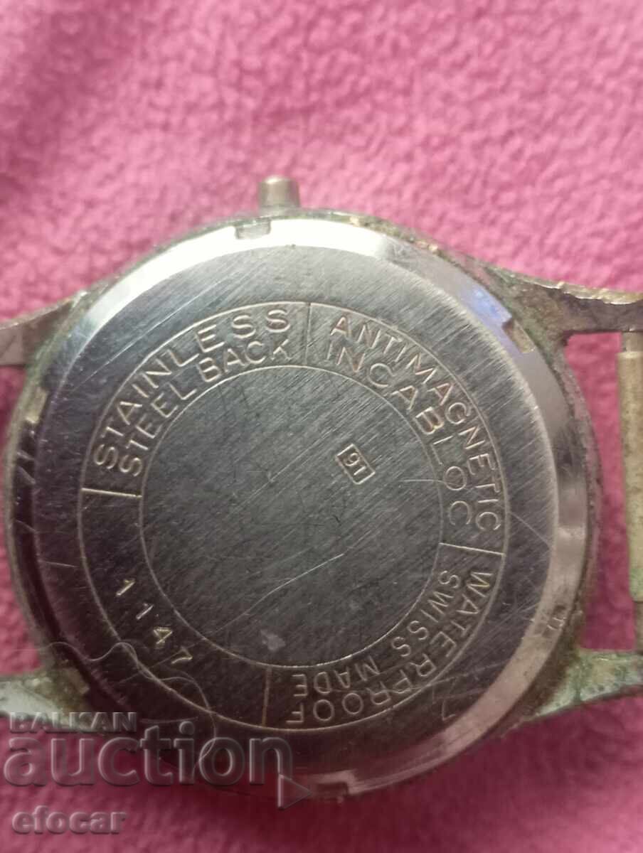 Ceas elvețian. 1147 cu preț € 2.50 | 4.89 BGN Ceas elvețian. 1147 cu preț € 2.50 | 4.89 BGN