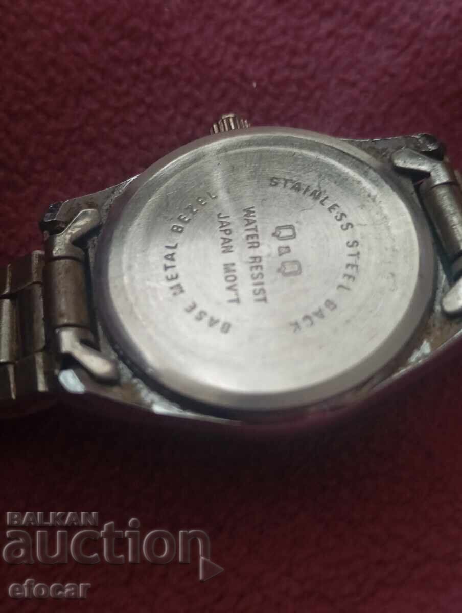 Аукцион часовник Q Q