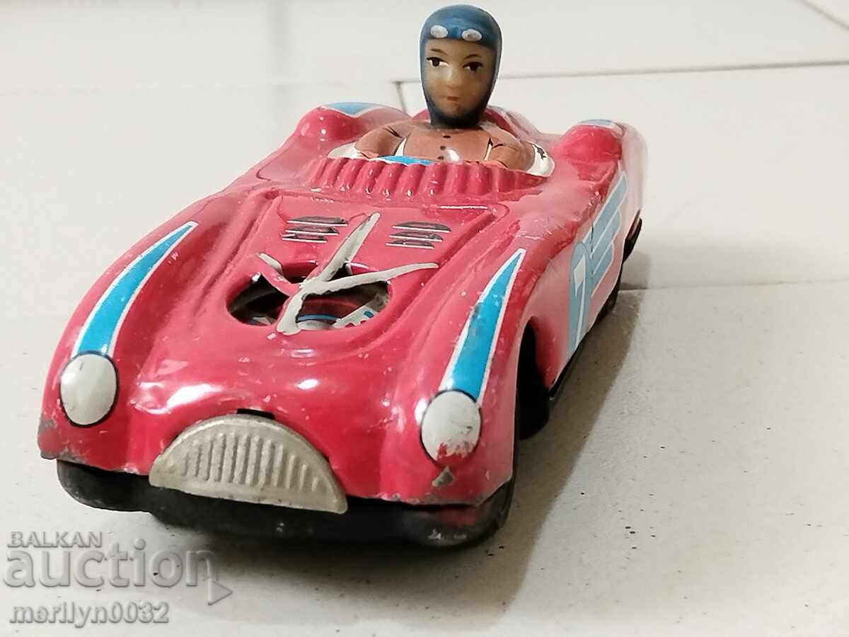 Jucărie veche de tablă, cărucior, automobil