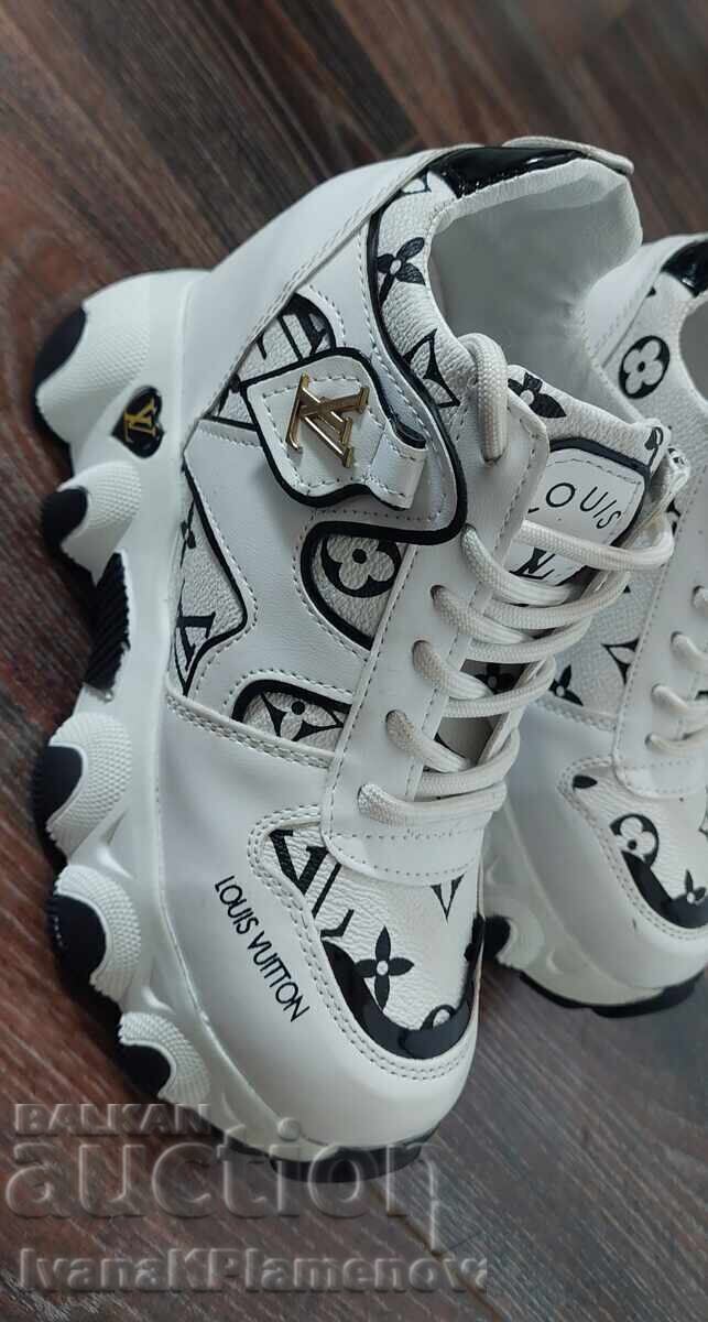Αθλητικά παπούτσια γυναικεία νούμερο 39 άριστα LOUIS VUITTON Αθλητικά παπούτσια γυναικεία νούμερο 39 άριστα LOUIS VUITTON