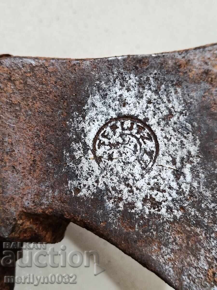 Стара брадва WW2 топор инструмент Вермахт ковано желязо