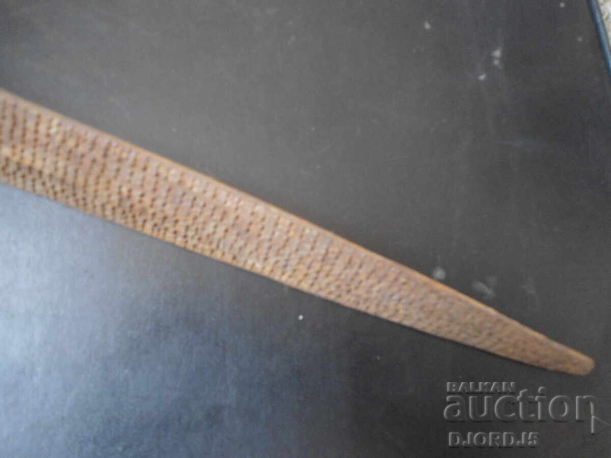 Παλιό πριόνι ξυλουργικής με τιμή 4.00 BGN | € 2.05