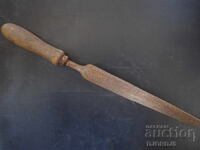 Παλιό πριόνι ξυλουργικής