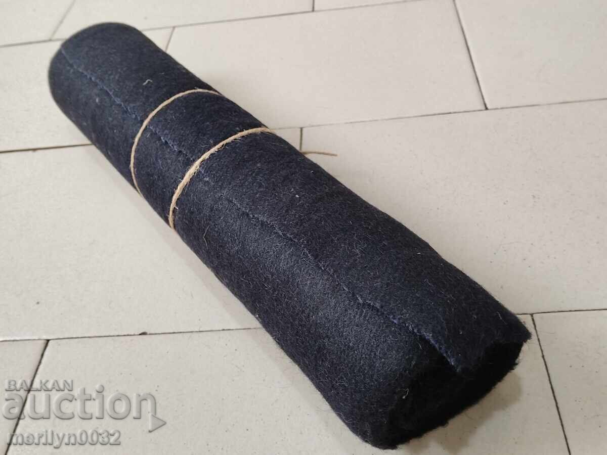 Πλατίνινο ρολό χειροποίητου υφαντού μάλλινου υφάσματος σαγιάκ Πλατίνινο ρολό χειροποίητου υφαντού μάλλινου υφάσματος σαγιάκ