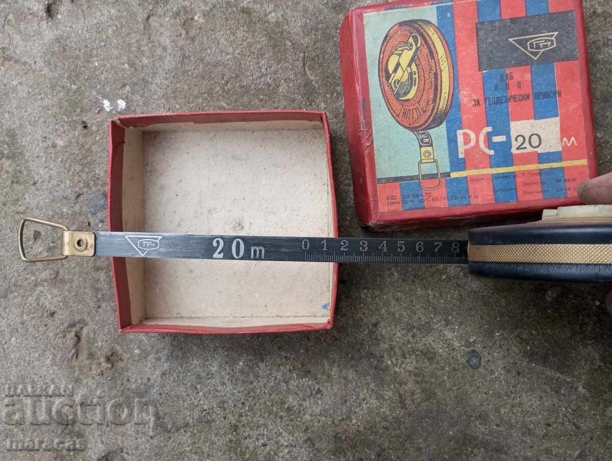 Livrarea Ruletă metalică veche Livrarea Ruletă metalică veche