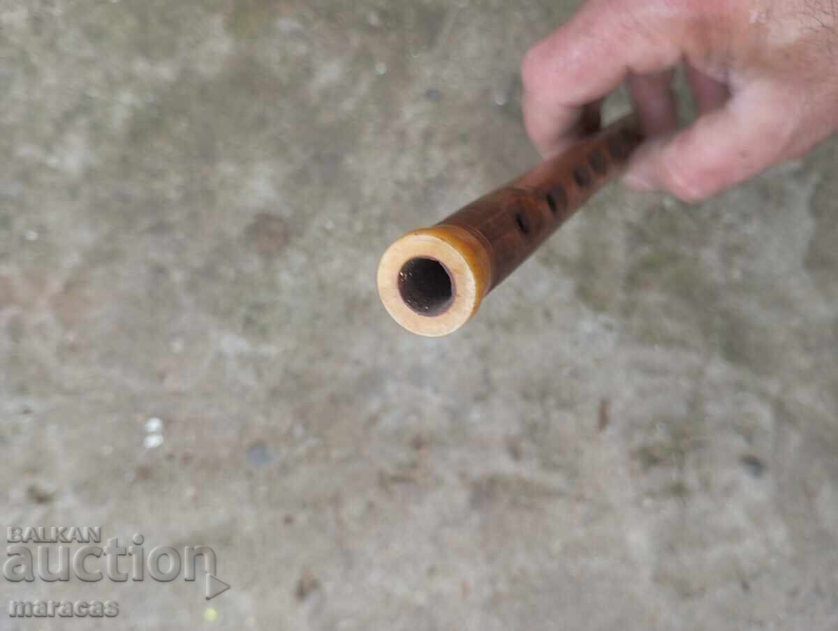 Auction  Old wooden kaval