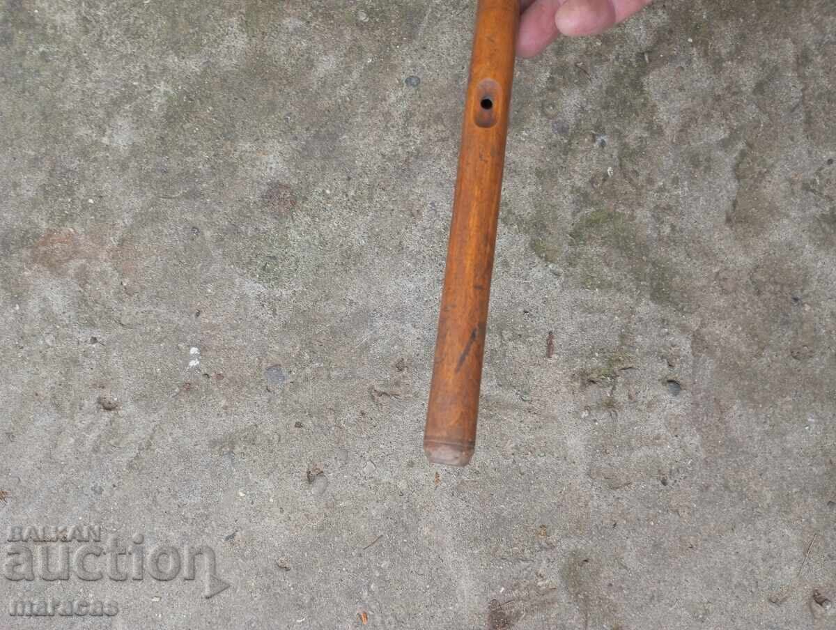 Delivery of Old wooden kaval