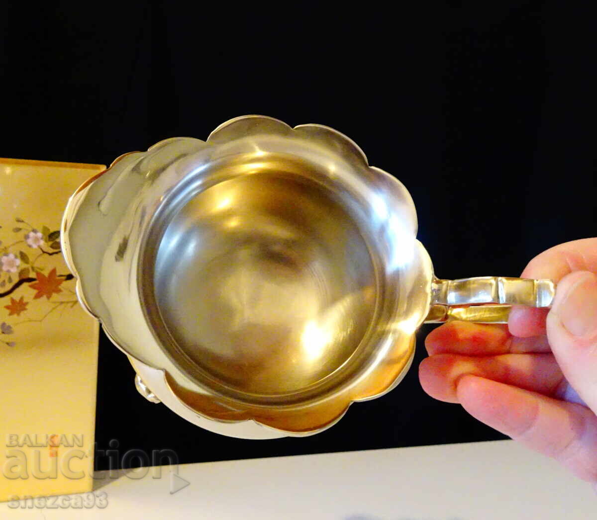 Αγγλική αντίκα μπρούτζινη κανάτα, σαλτσιέρα με τιμή 36.00 BGN | € 18.41