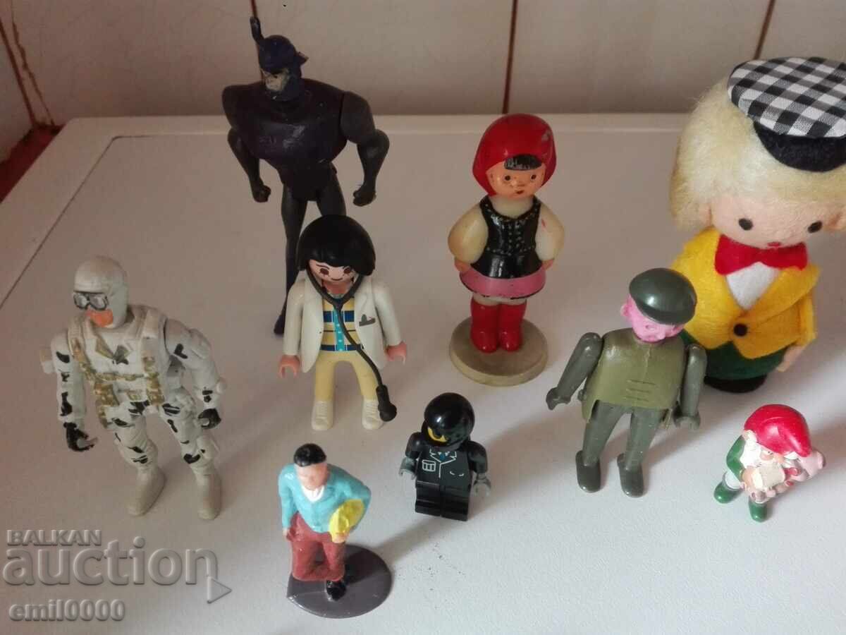 Toys - figurines with price 9.99 BGN | € 5.11