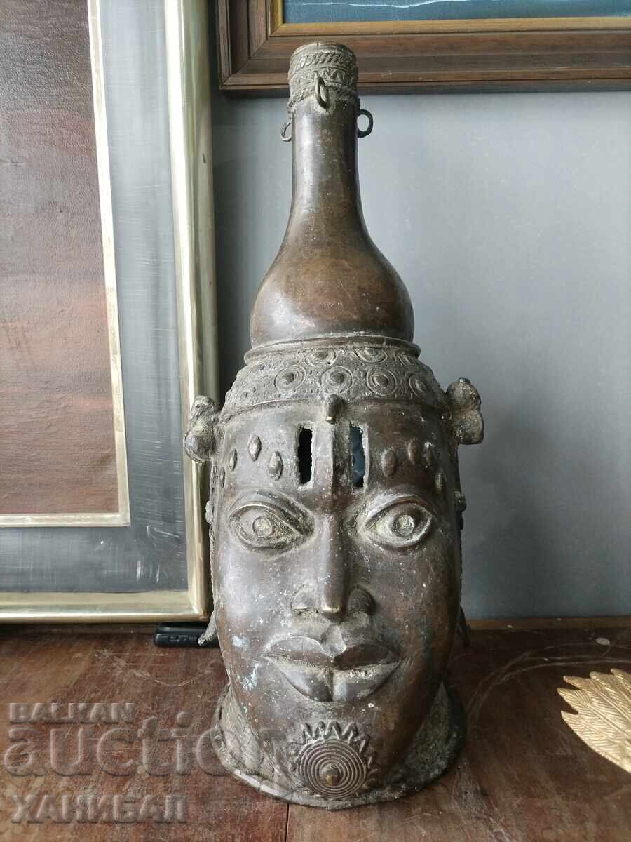 REGATUL BENIN ARTA AFRICANĂ CAP MARE DE BRONZ REGATUL BENIN ARTA AFRICANĂ CAP MARE DE BRONZ