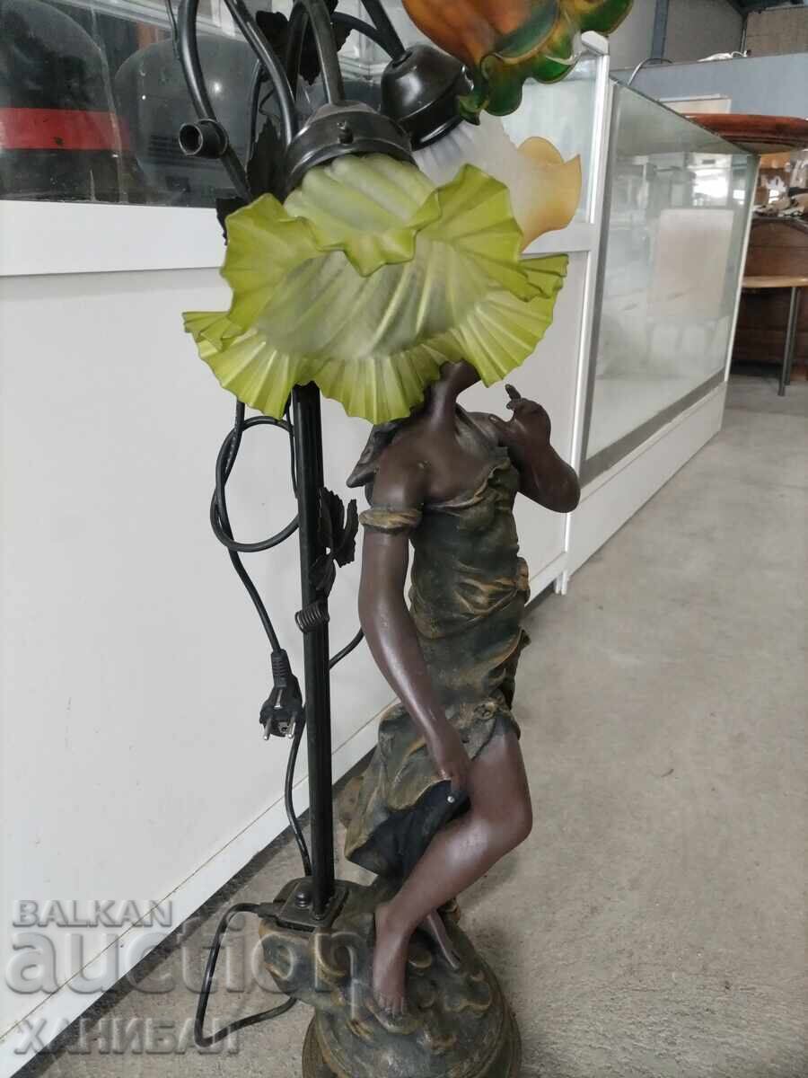 Delivery of LARGE BEAUTIFUL NIGHT LAMP Delivery of LARGE BEAUTIFUL NIGHT LAMP