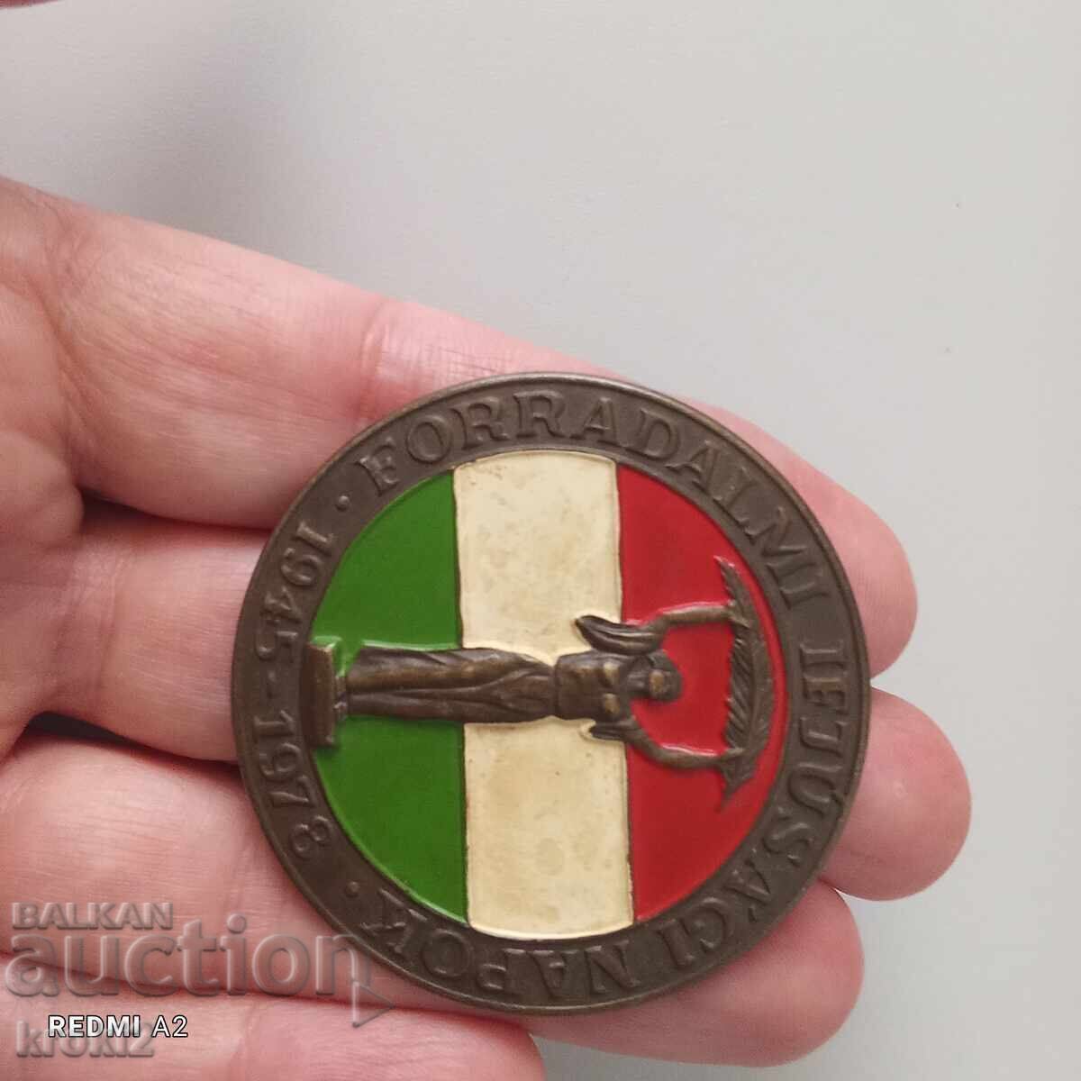 Auction  Old Hungarian Bronze Badge