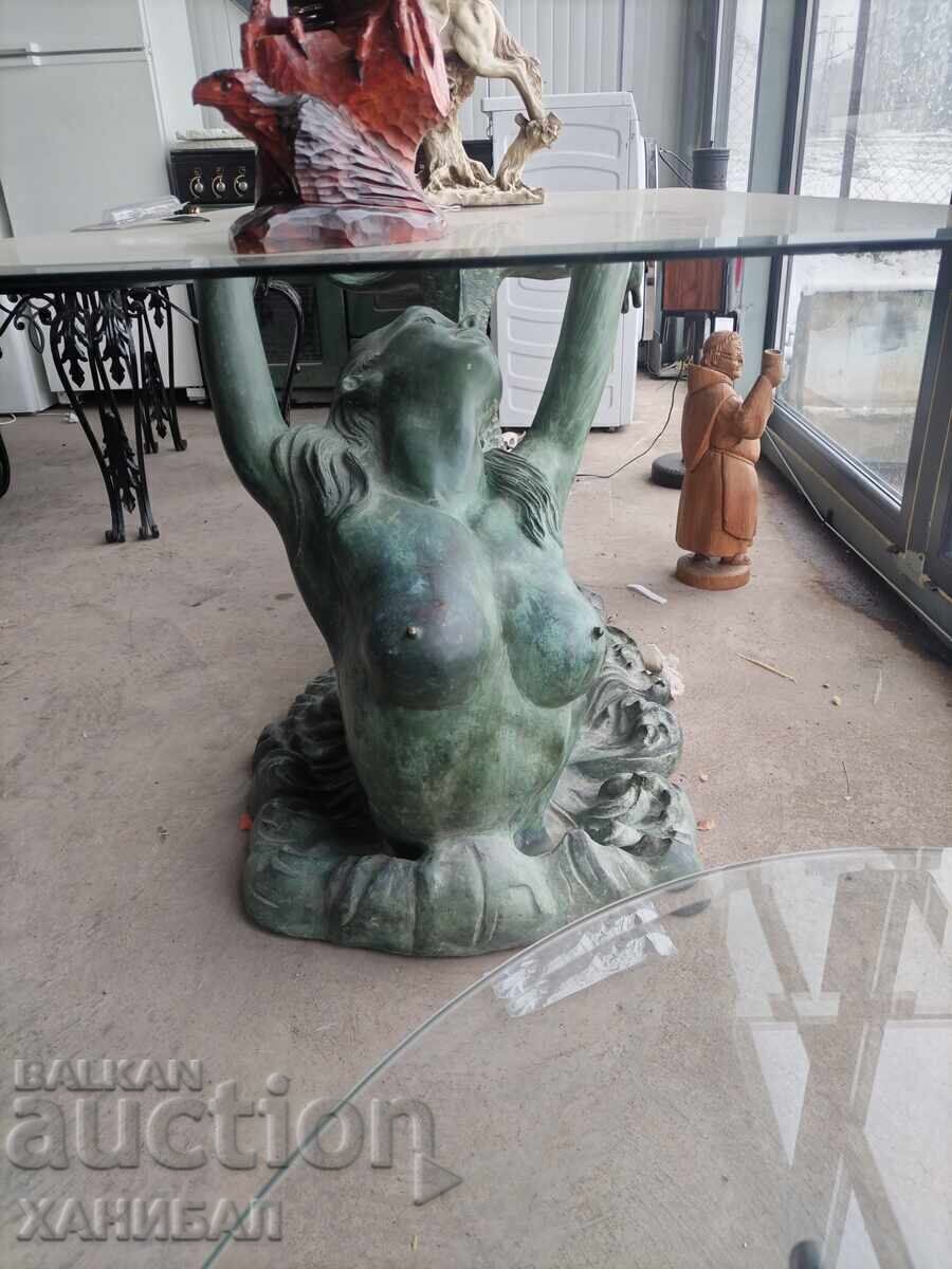 MASĂ UNICĂ DIN BRONZ. SIRENA ESTE DIN BRONZ PATINAT